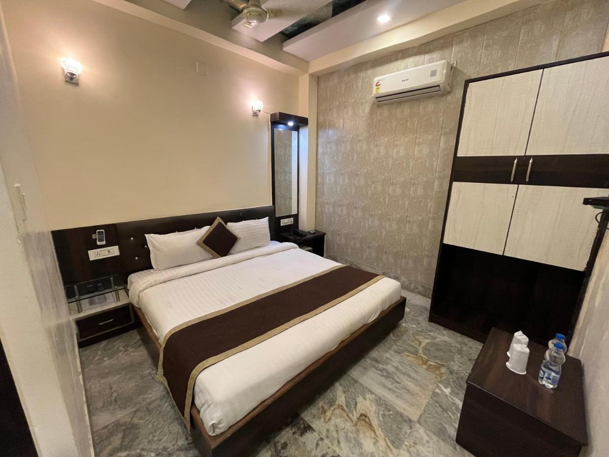 Hotel Raj Vilas Udaipur Kültér fotó