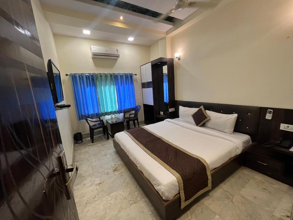 Hotel Raj Vilas Udaipur Kültér fotó