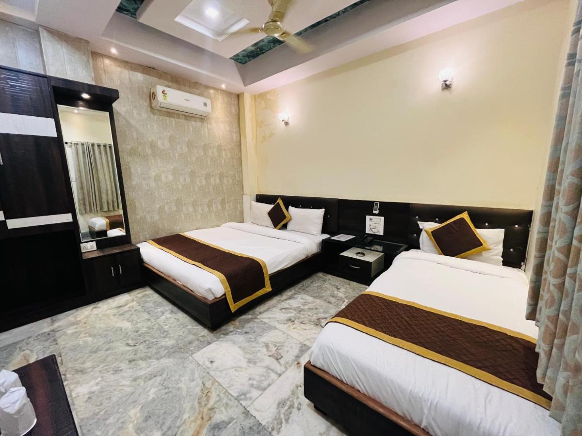 Hotel Raj Vilas Udaipur Kültér fotó