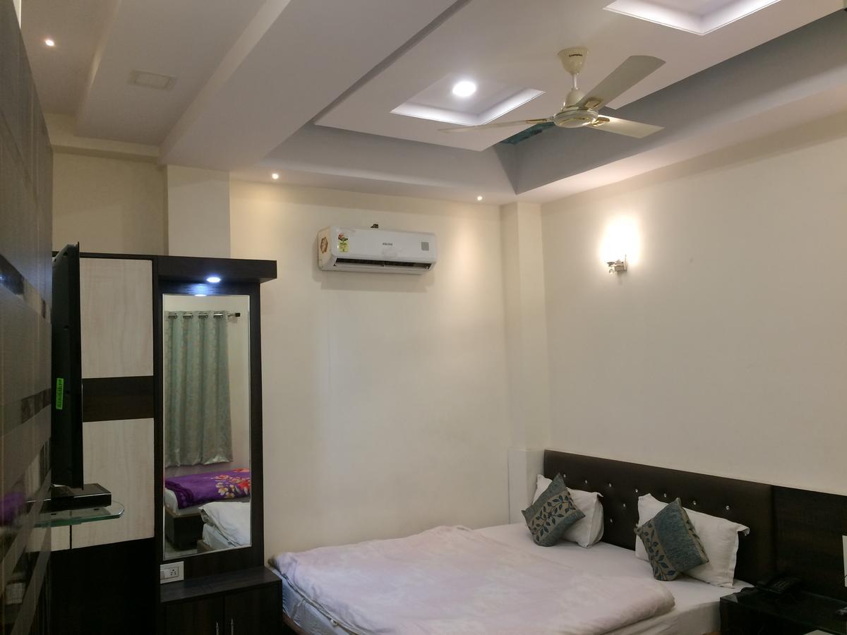 Hotel Raj Vilas Udaipur Kültér fotó